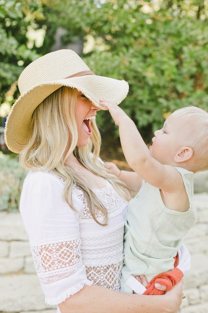 Mom&#8217;s The Word: Your Complimentary Photo Session!